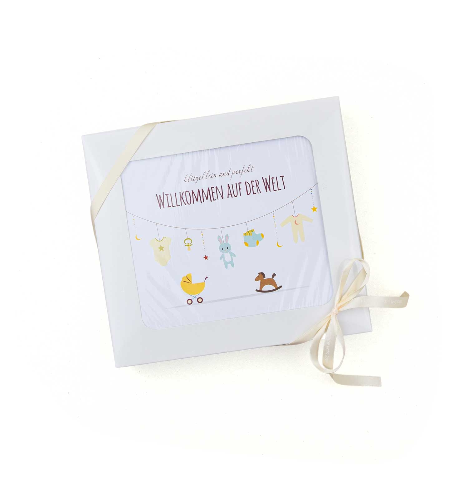 Geschenkbox mit Sichtfenster und personalisierbarer Grußkarte | sticklett Online Store.